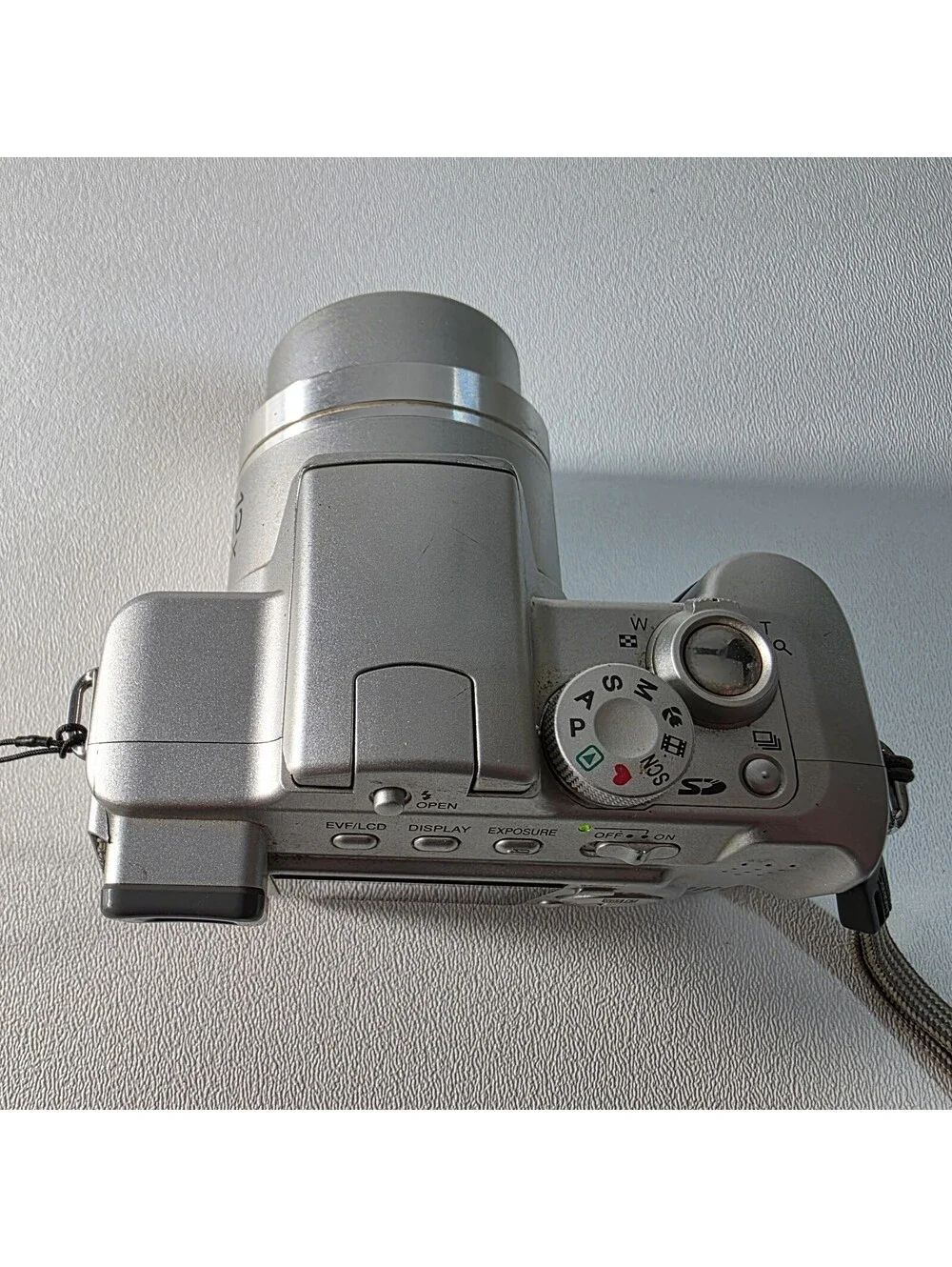 Panasonic LUMIX DMC-FZ3 3.0MP Digital Camera Silver Includes Battery